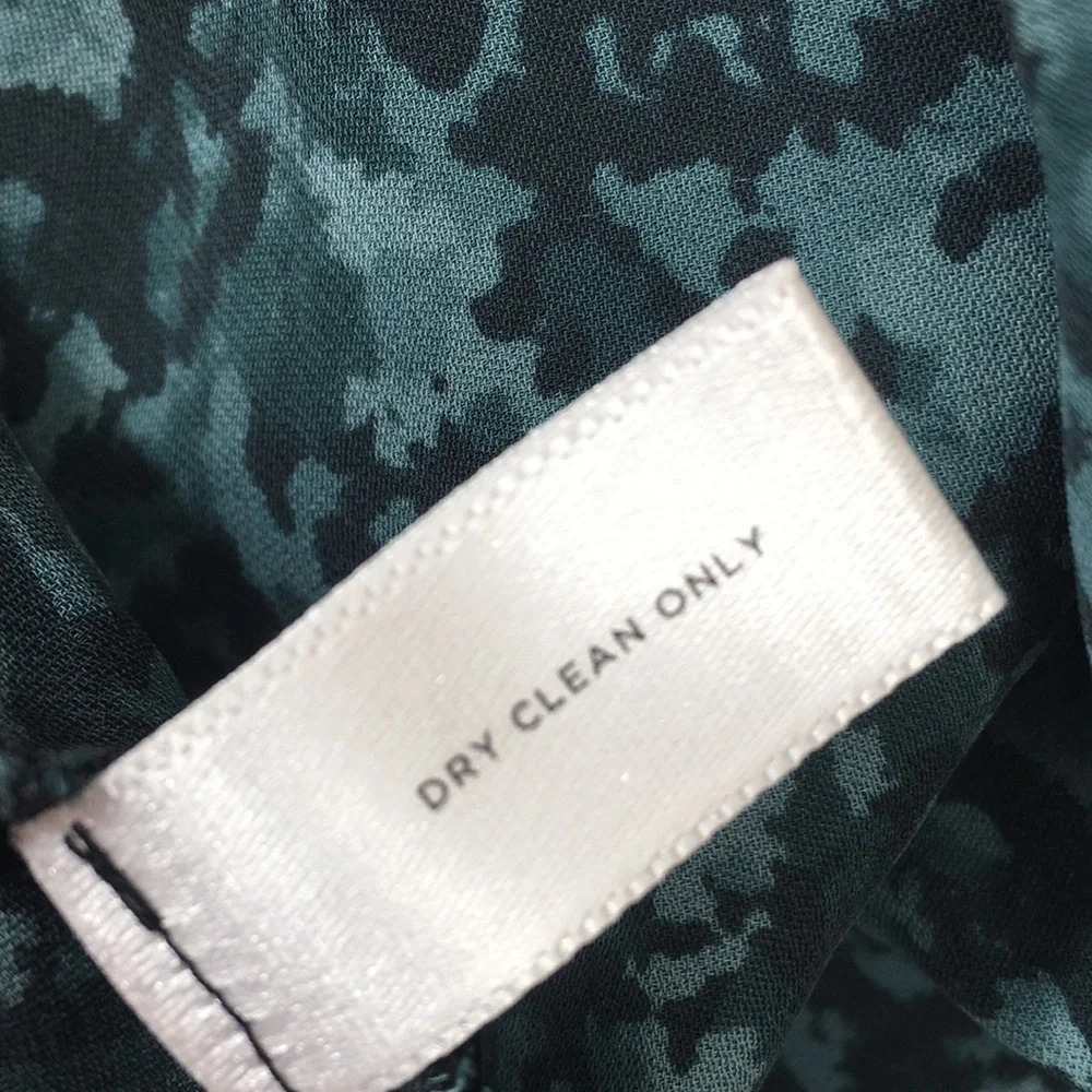 Dylan Gray Green Black Camo Silk Shirt Womens Small Long‎ Sleeve Popover - Picture 7 of 10